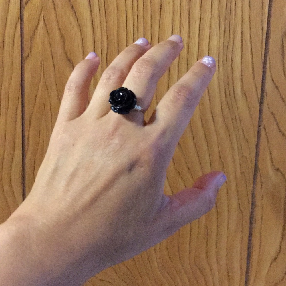 🖤🌹HOST PICK RING!🌹🖤 - Picture 6 of 8